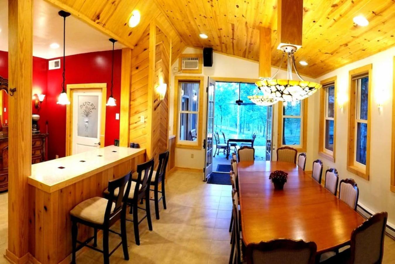 Shire Suite At White Lotus Eco Spa Retreat Stanardsville Exterior photo